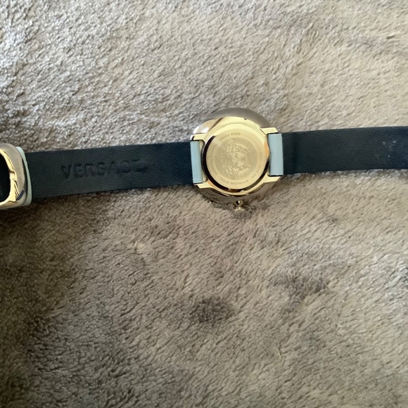 Versace Women's V-Flare Swiss Made Quartz Triple Wrap Leather Strap Watch - Picture 9 of 12